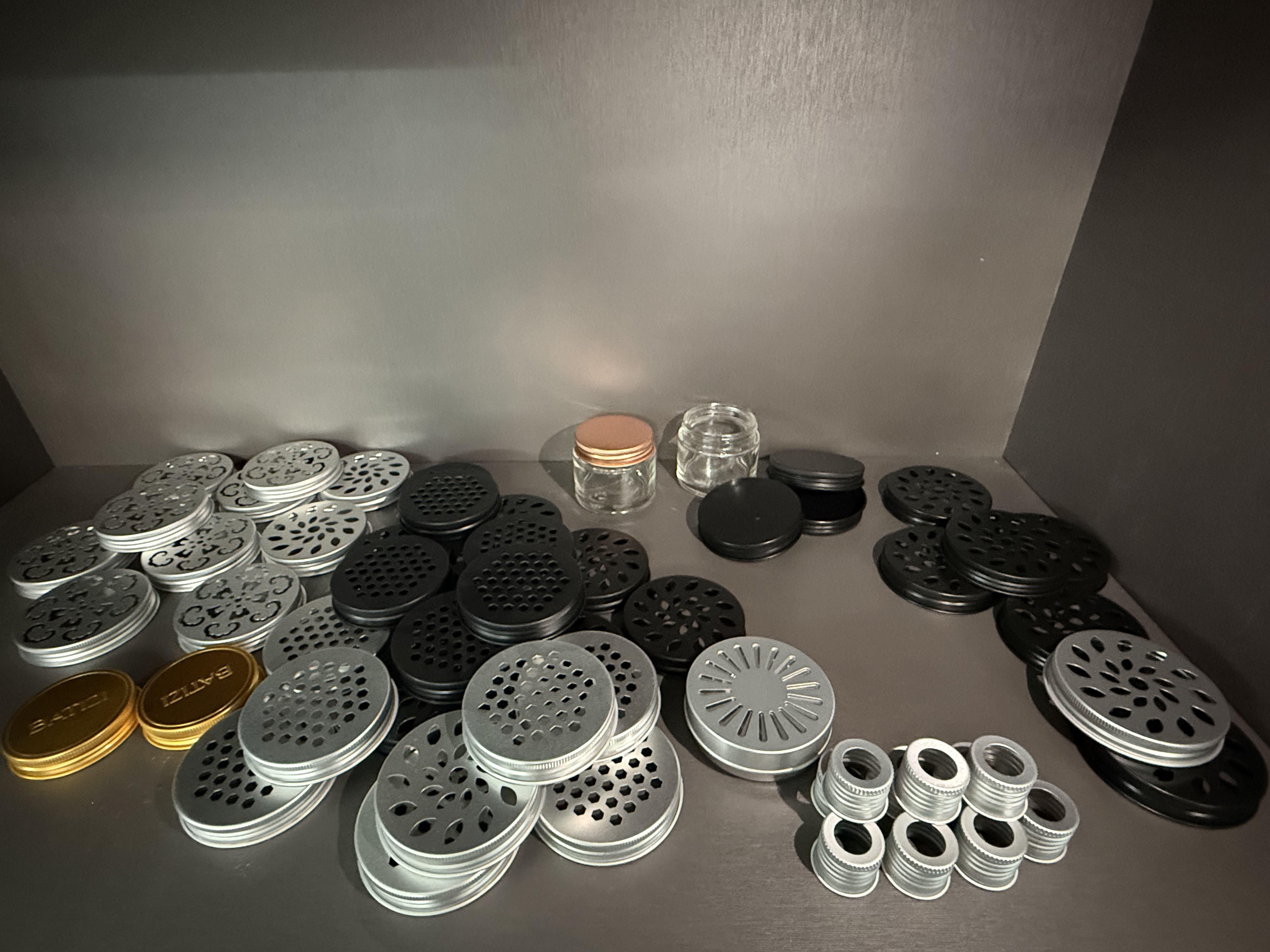 Customized Round Aluminum Tins for Candles and Fragrances